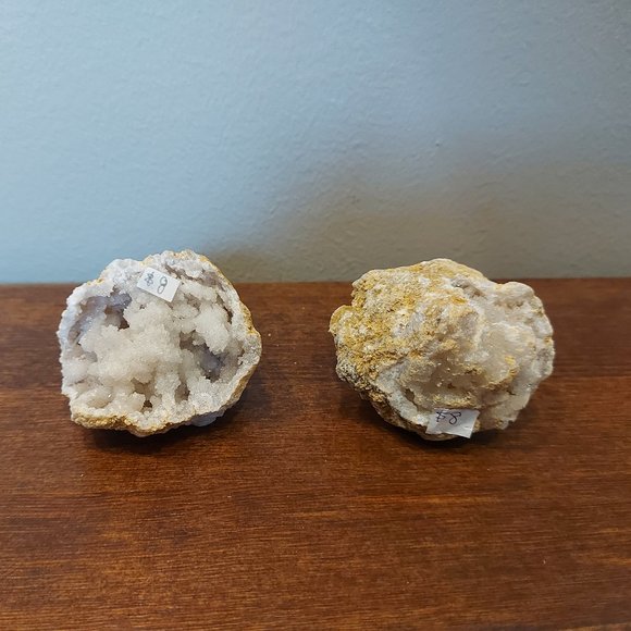 🔥 Sale 🔥 Opened Crystal Geodes - Priced per Each - Large - Picture 1 of 6